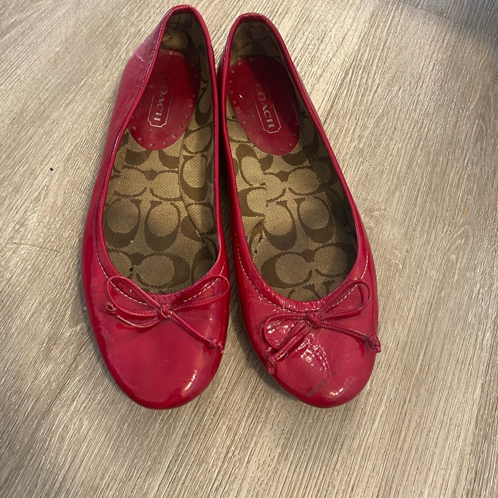 Coach flat